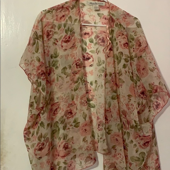 American Rag Tops - MOVING SALE! | american rag kimono